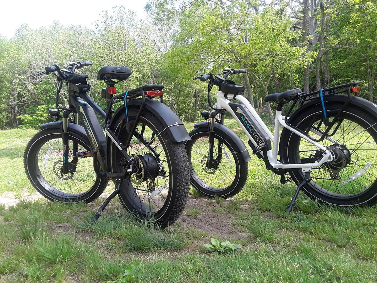 How to Choose the Best Electric Bicycle Wheel (4 Tips) ariel rider kepler vs magicycle
