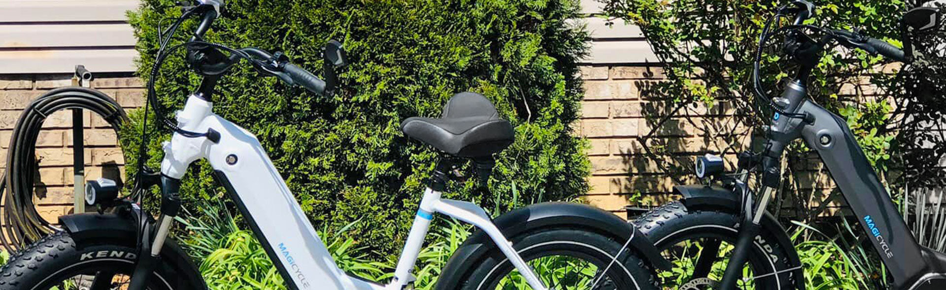 Memory Foam Bike Seat - Extra Wide 9.5 – HyperRides